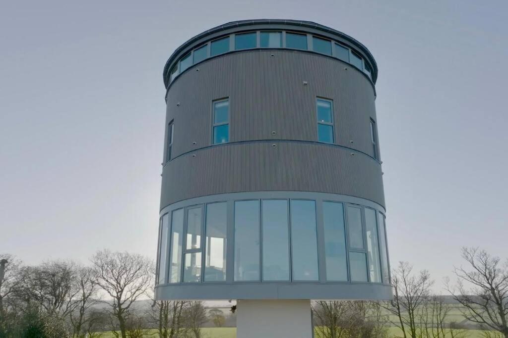 Luxury Converted Water Tower In Flockton Villa Emley Kültér fotó