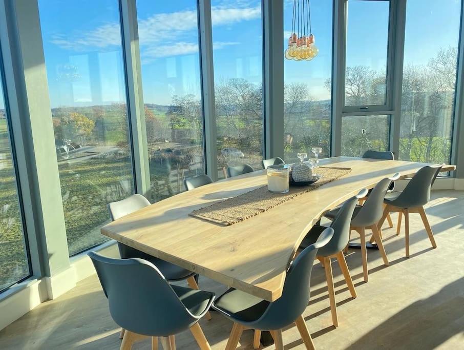 Luxury Converted Water Tower In Flockton Villa Emley Kültér fotó