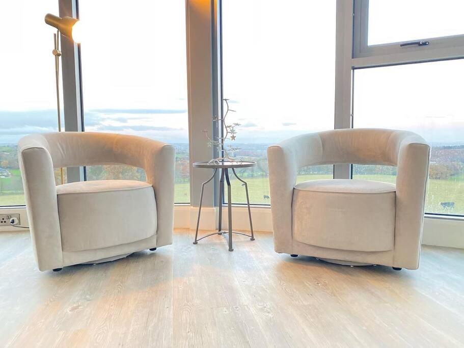 Luxury Converted Water Tower In Flockton Villa Emley Kültér fotó